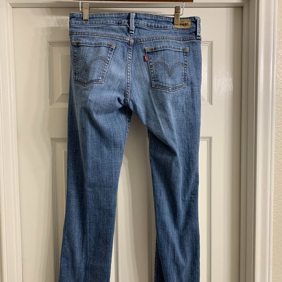 Levi's Brand Women's 545 Jeans, Size 6 - Picture 5 of 7